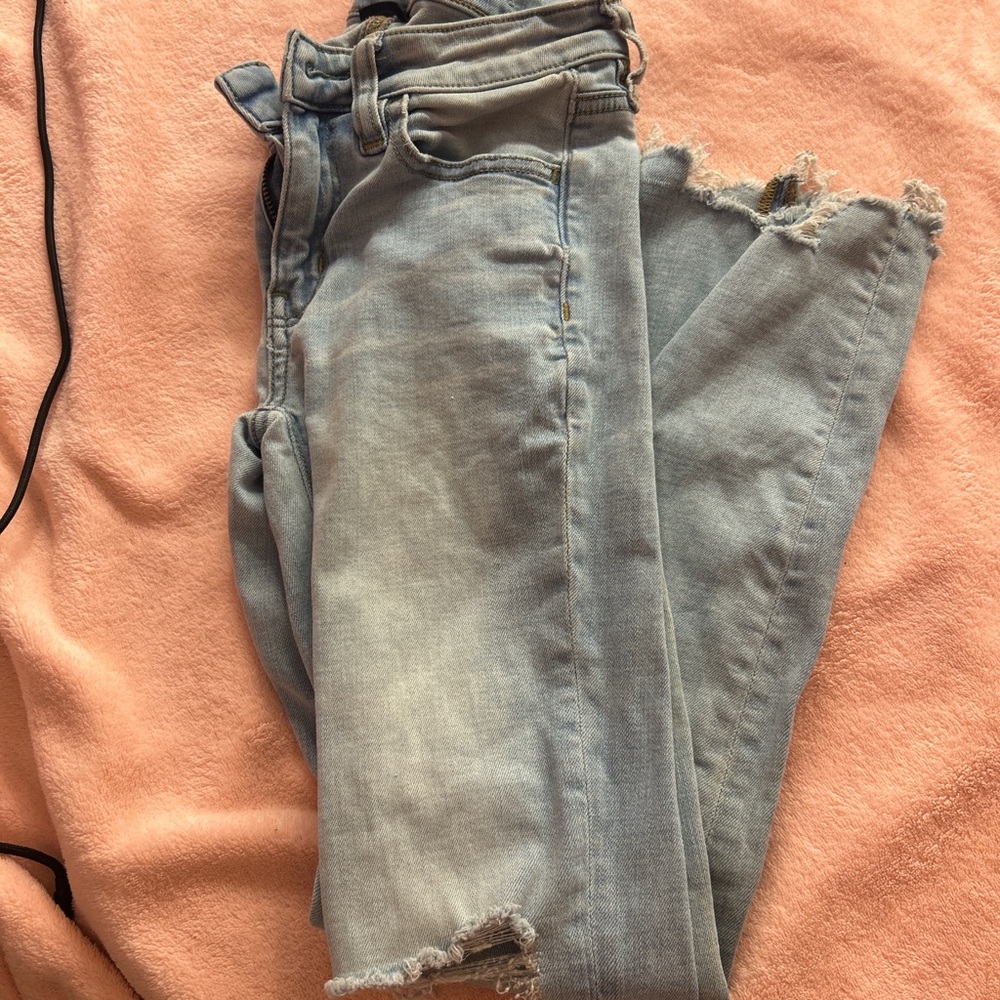 light blue jeans- american eagle size 00